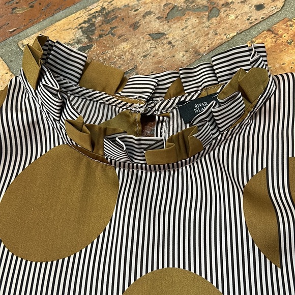 ASOS River Island pleated mock neck cap sleeve top sz6 - Picture 5 of 12